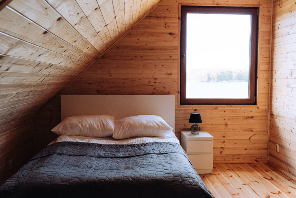 Farma Wolnej Chwili - domki nad jeziorem