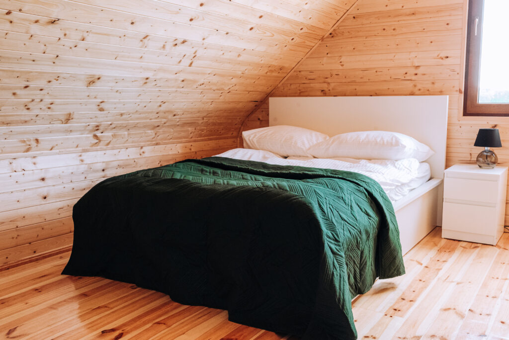 Domki nad jeziorem - Farma Wolnej Chwili